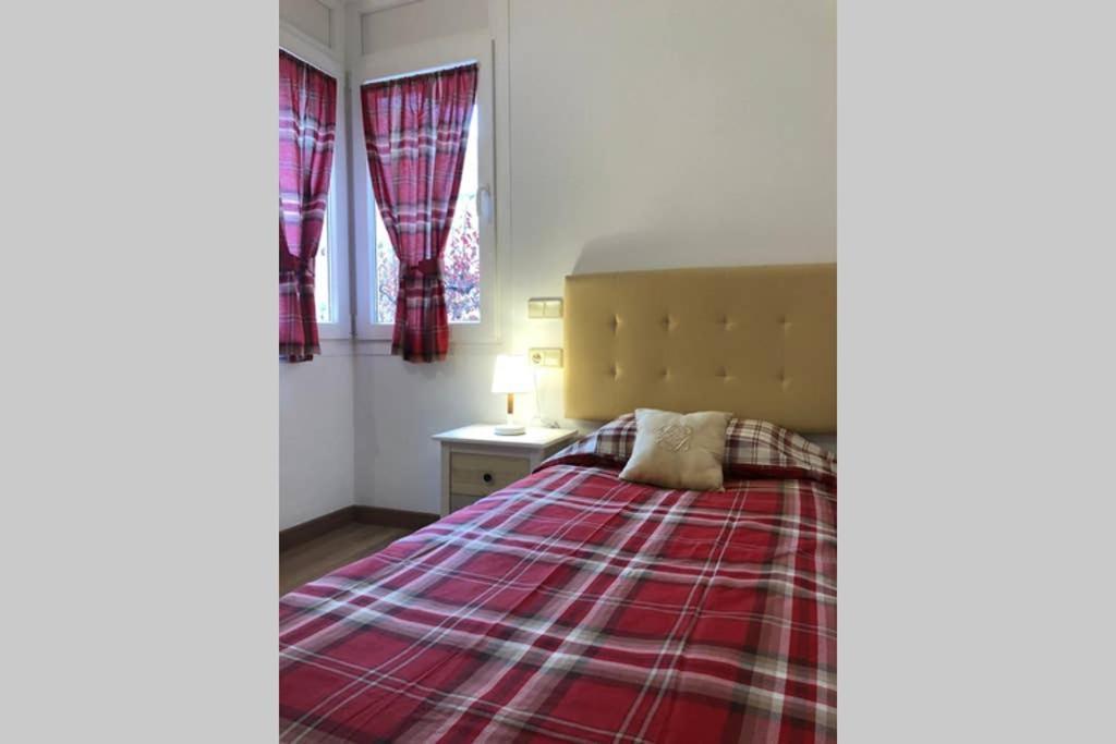 Ferienwohnung Luminoso Y Acogedor Alojamiento En Sort Exterior foto